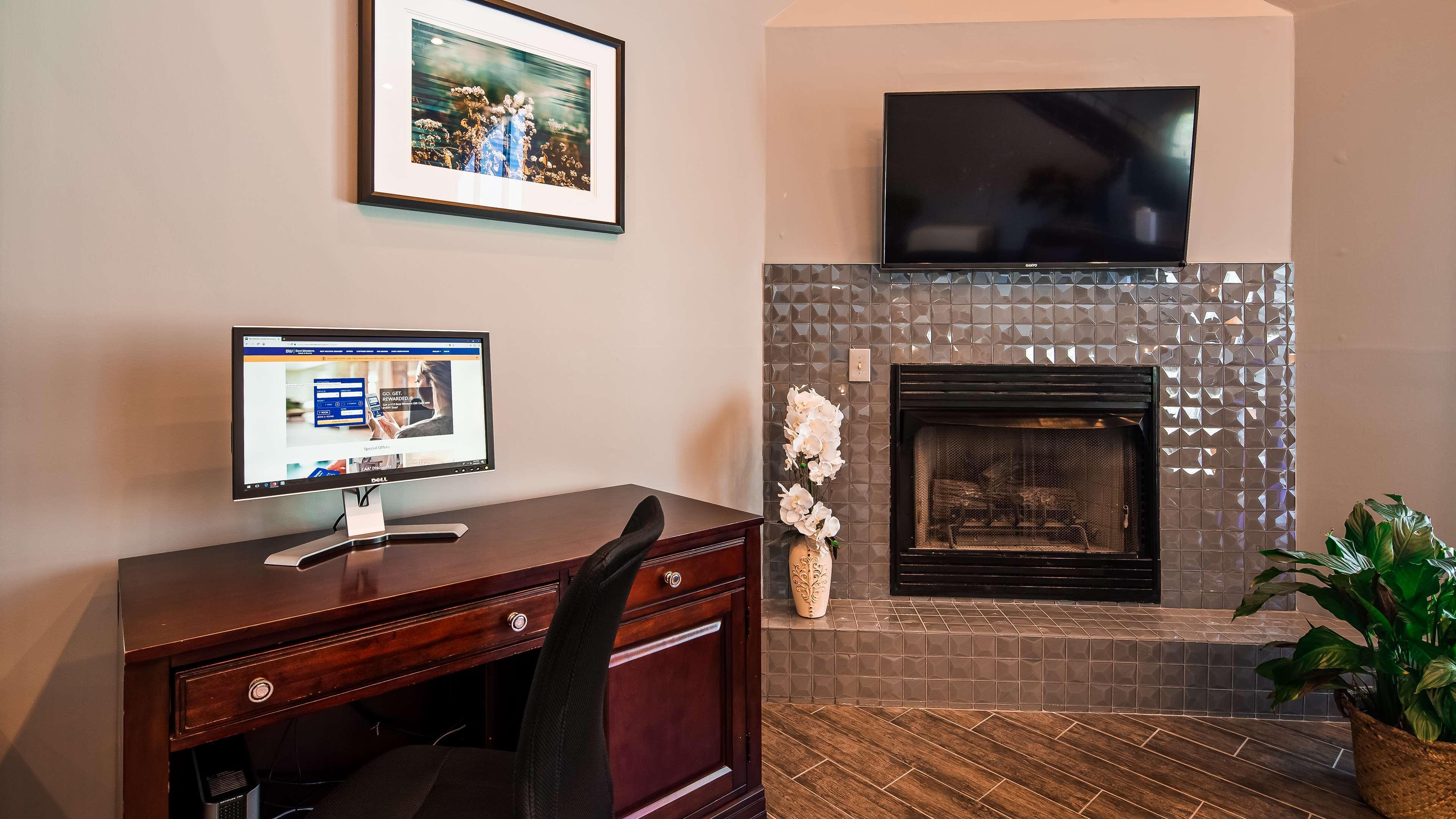 Best Western Butner Creedmoor Inn Екстер'єр фото