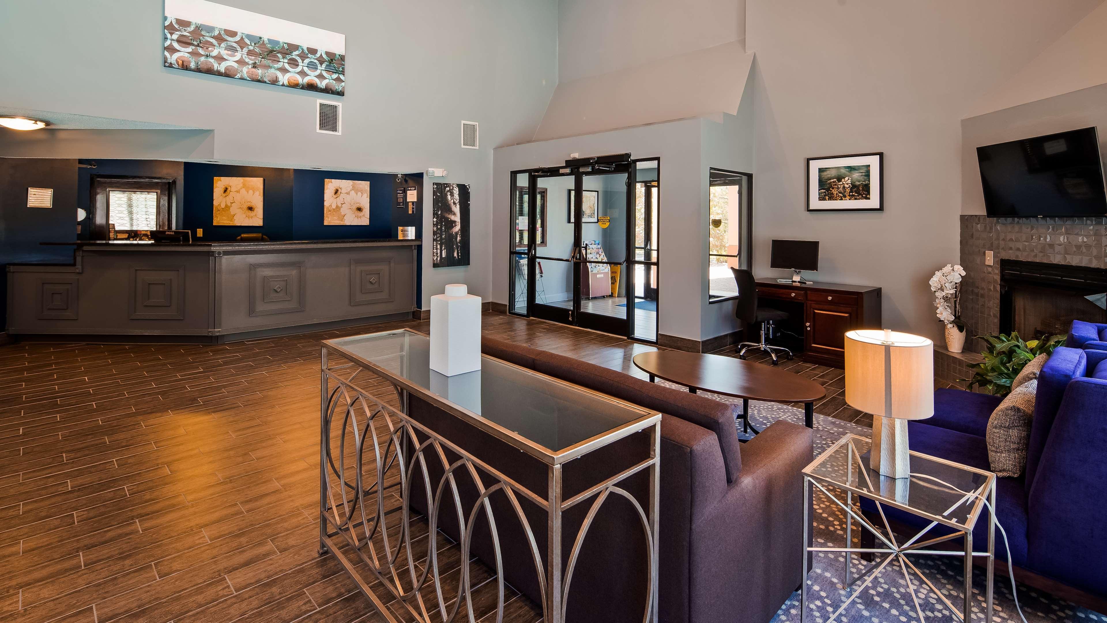 Best Western Butner Creedmoor Inn Екстер'єр фото