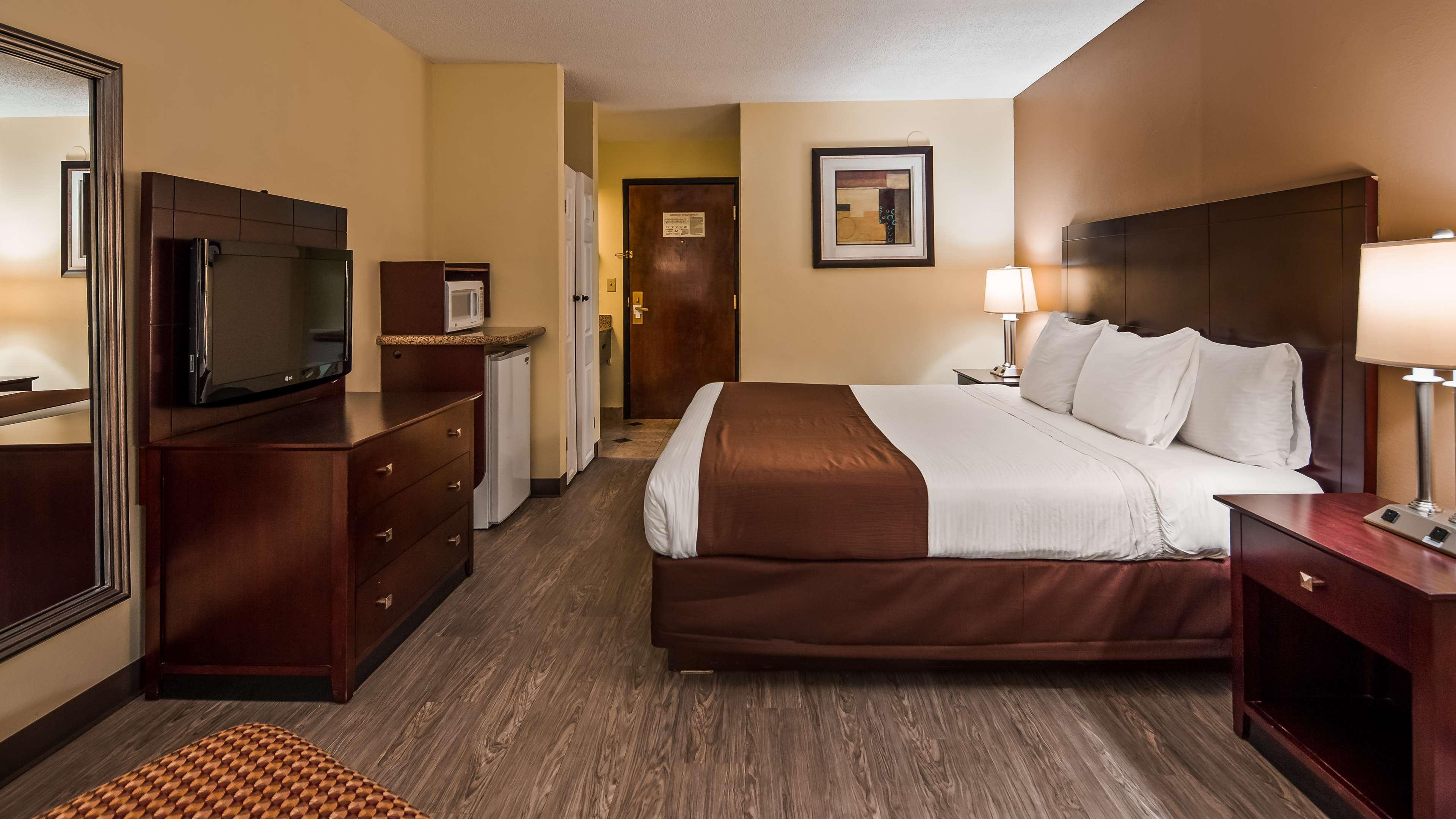 Best Western Butner Creedmoor Inn Екстер'єр фото