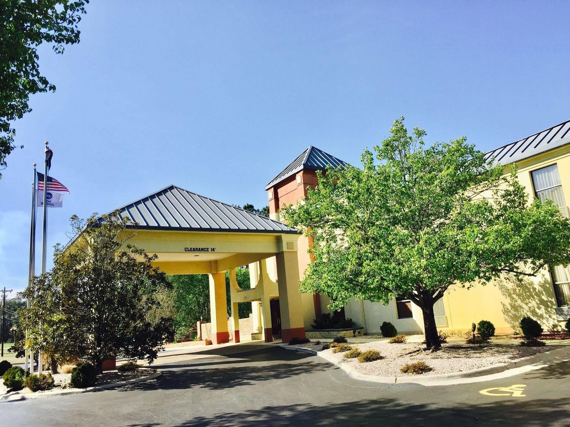 Best Western Butner Creedmoor Inn Екстер'єр фото